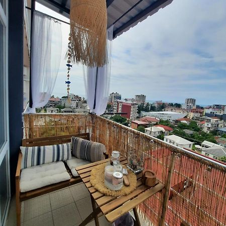 Sofia'S Apartment In Kobuleti Exterior photo